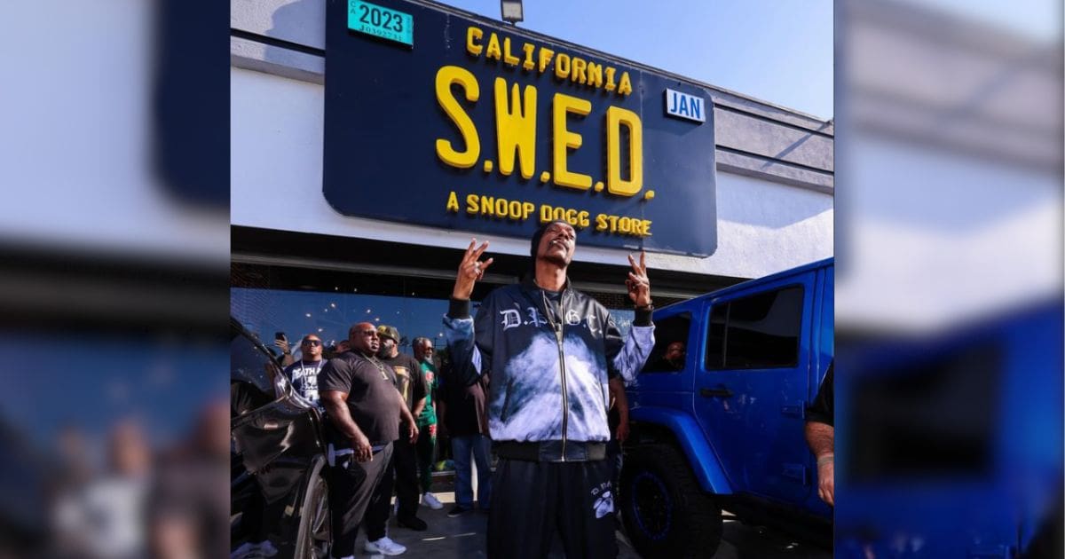 snoop dogg podczas otwarcia swojego pierwszego sklepu z marihuaną